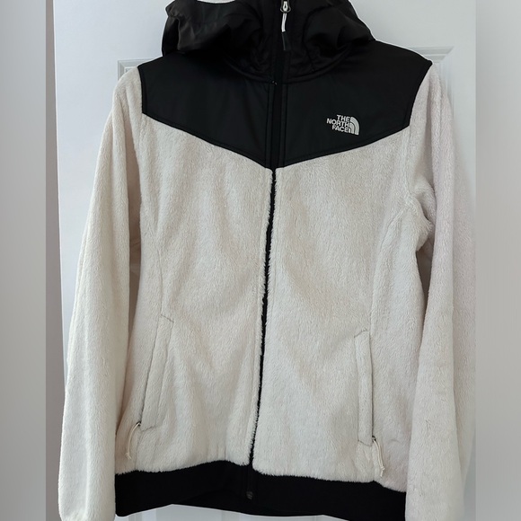 Women’s soft North Face zip up Large - Picture 2 of 6